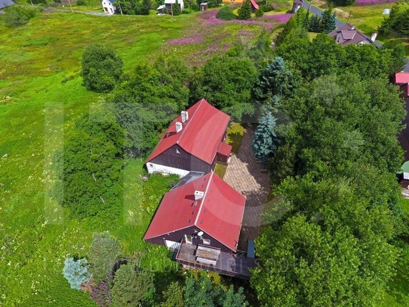 Medvedi Boudy Villa Loucna pod Klinovcem Exterior photo